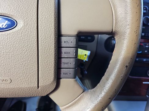Used 2006 Ford F150 Lariat AWD/4WD image 19