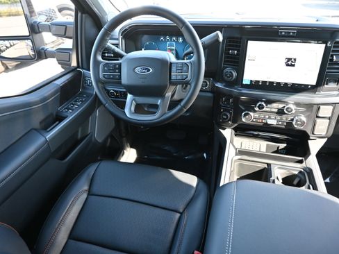 New 2026 Ford F250 Lariat w/ Black Appearance Package image 32