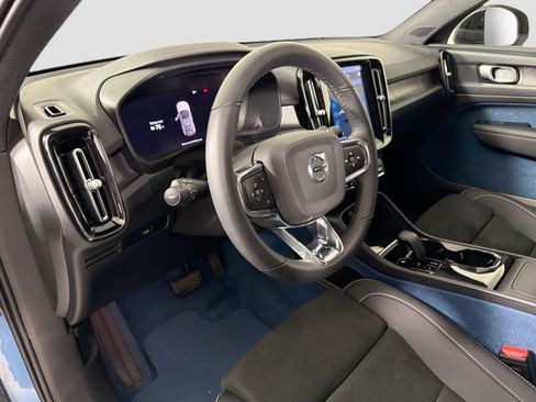 Certified 2023 Volvo C40 P8 Recharge Plus AWD/4WD image 10