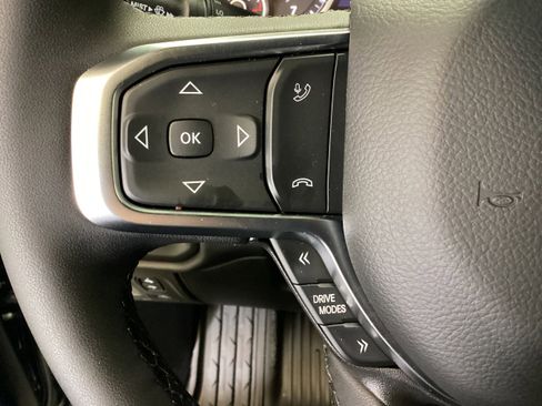 New 2026 RAM 1500 4x4 Crew Cab image 22