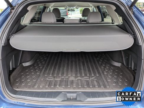 Used 2022 Subaru Outback Premium AWD/4WD image 15