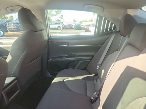 Used 2023 Toyota Camry LE image 9