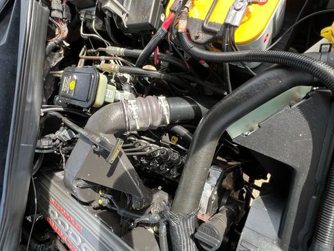 Used 1997 Dodge Ram 3500 Truck 4x4 Club Cab image 13