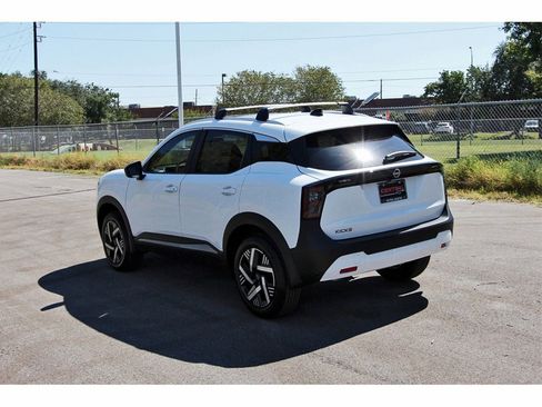 New 2026 Nissan Kicks SV w/ SV Premium Package image 3