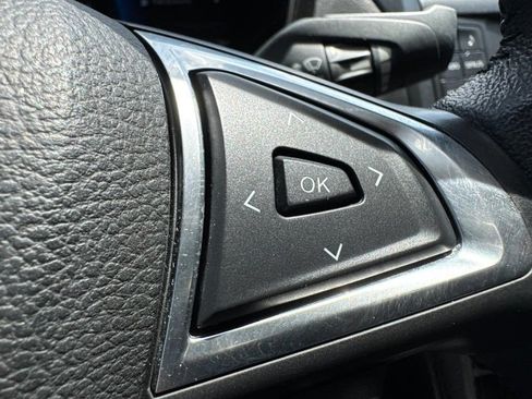 Used 2018 Ford Fusion SE w/ Equipment Group 601A FWD image 17