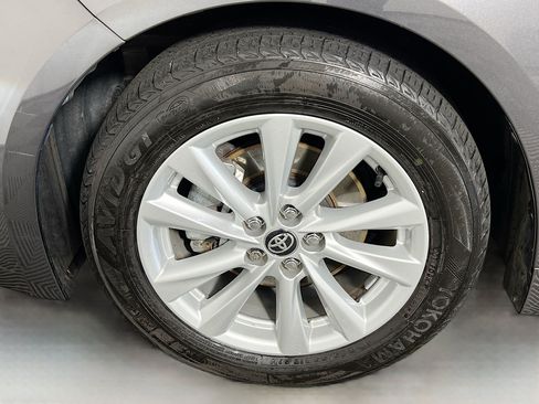 Certified 2024 Toyota Corolla SE FWD image 25