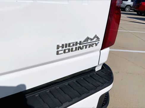 Used 2021 Chevrolet Silverado 3500 High Country w/ Technology Package image 31