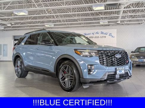Certified 2025 Ford Explorer ST AWD/4WD image 2