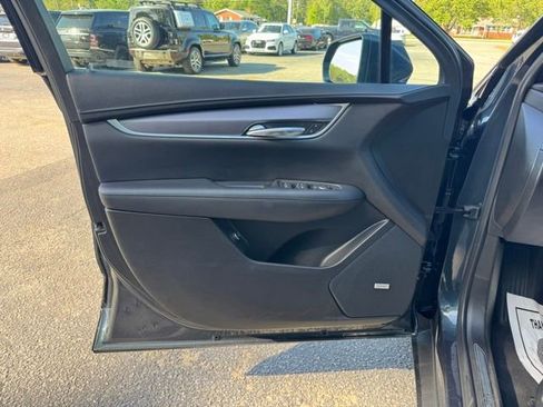 Used 2020 Cadillac XT5 Luxury image 17