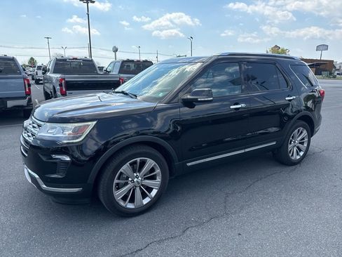 Used 2019 Ford Explorer Limited w/ Class III Trailer Tow Package AWD/4WD image 2