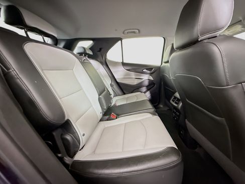 Used 2018 Chevrolet Equinox Premier FWD image 27