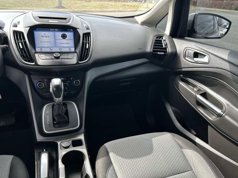 Used 2017 Ford C-MAX Energi SE w/ Equipment Group 401A image 18