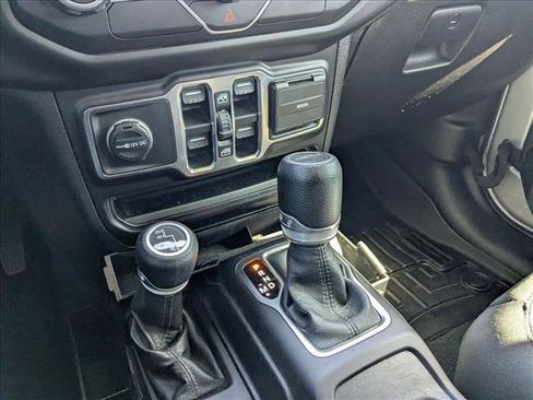 Used 2020 Jeep Gladiator Sport w/ Quick Order Package 24S image 13