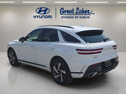 Used 2026 Genesis GV70 3.5T Sport Advanced AWD/4WD image 3
