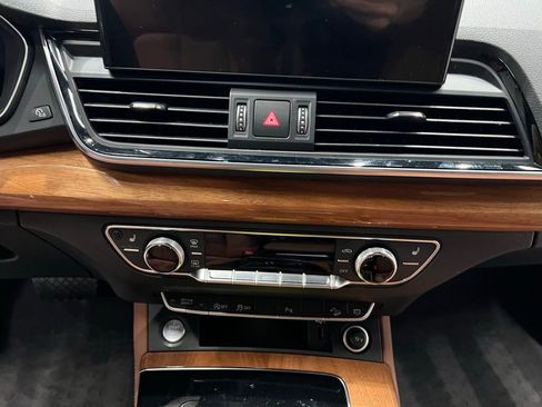 Used 2021 Audi Q5 2.0T Premium Plus w/ Premium Plus Package image 41