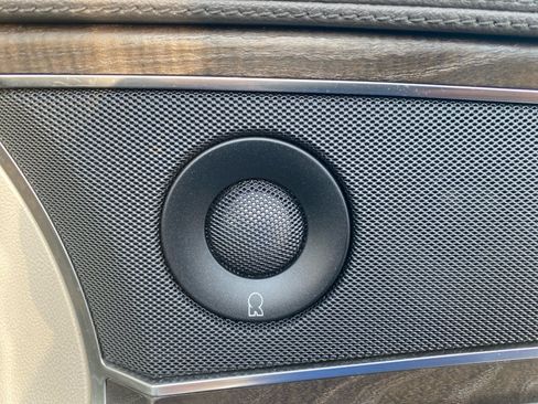 Used 2019 Lincoln Nautilus Reserve AWD/4WD image 21