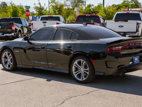 Used 2022 Dodge Charger R/T RWD image 7