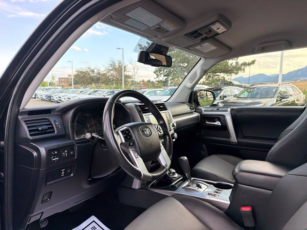 Used 2024 Toyota 4Runner SR5 Premium AWD/4WD image 26