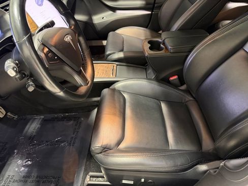 Used 2021 Tesla Model S Performance AWD/4WD image 23