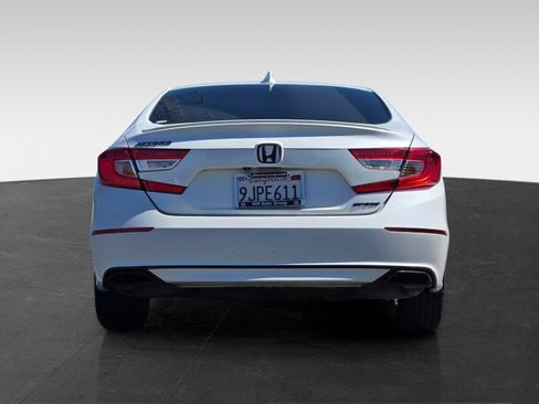 Used 2018 Honda Accord Sport image 5