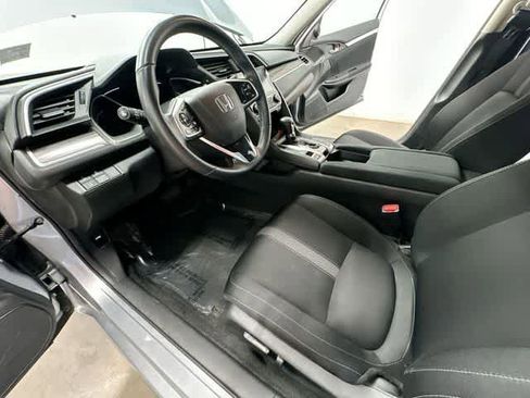 Used 2019 Honda Civic EX image 17