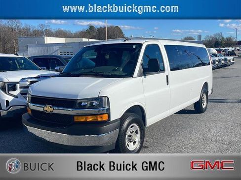 Used 2025 Chevrolet Express 3500 LT w/ LT Preferred Equipment Group RWD image 1