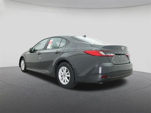 New 2026 Toyota Camry LE image 21