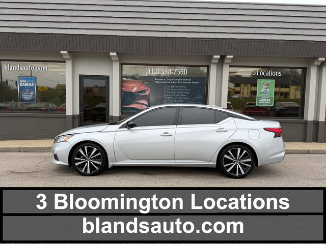 Used 2022 Nissan Altima 2.5 SR FWD image 1