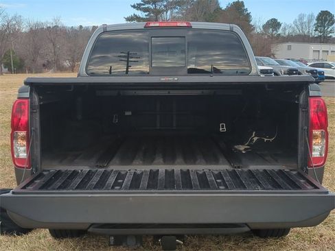 Used 2018 Nissan Frontier SV w/ Value Truck Package image 32