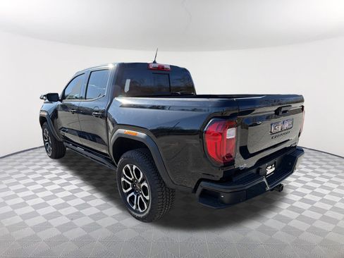 New 2025 GMC Canyon AT4 w/ Nightfall Edition image 8
