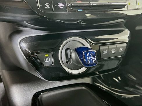 Certified 2021 Toyota Prius Prime LE w/ Carpet Mat Package (TMS) FWD image 15