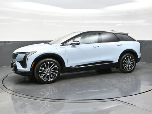 New 2026 Cadillac Optiq Sport 1 image 3