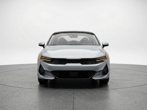 Used 2025 Kia K4 LXS image 2