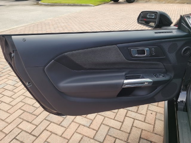 Used 2024 Ford Mustang GT RWD image 12