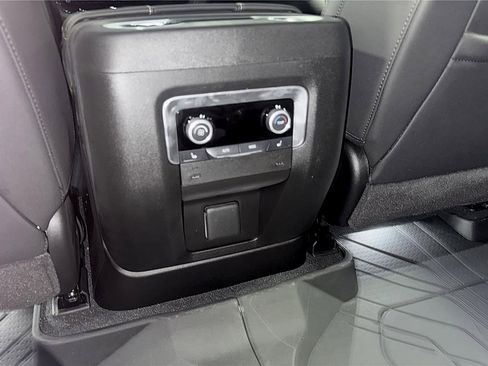 New 2025 Chevrolet Tahoe Premier AWD/4WD image 27