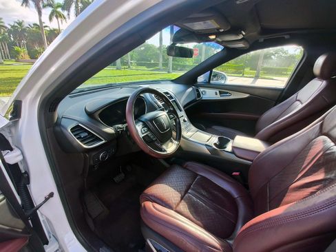 Used 2019 Lincoln Nautilus Black Label AWD/4WD image 7