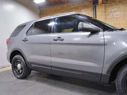 Used 2016 Ford Explorer 4WD Police Interceptor image 9
