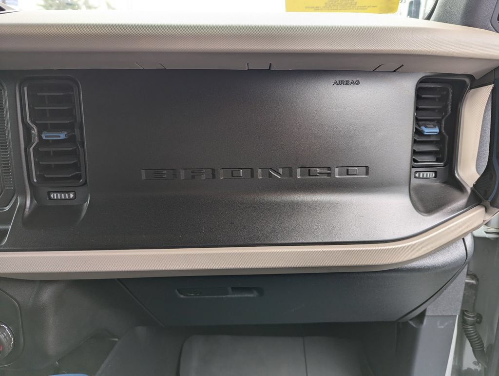 Used 2021 Ford Bronco Wildtrak AWD/4WD image 42