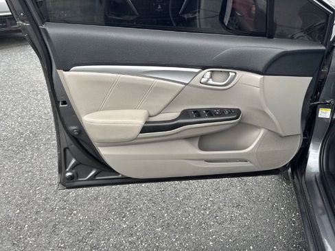 Used 2013 Honda Civic EX-L image 12