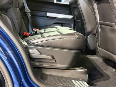 Used 2021 Ford Explorer Limited w/ Equipment Group 301A image 71