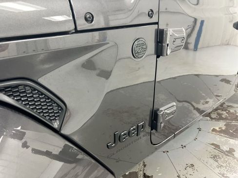 New 2026 Jeep Gladiator Sport image 24