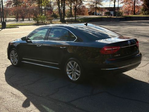Used 2016 Volkswagen Passat 1.8T FWD image 7