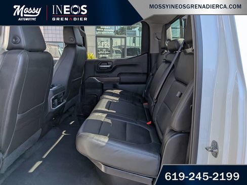 Used 2019 GMC Sierra 1500 SLT RWD image 15