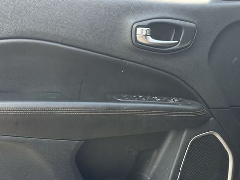 Used 2021 Jeep Compass Limited AWD/4WD image 25
