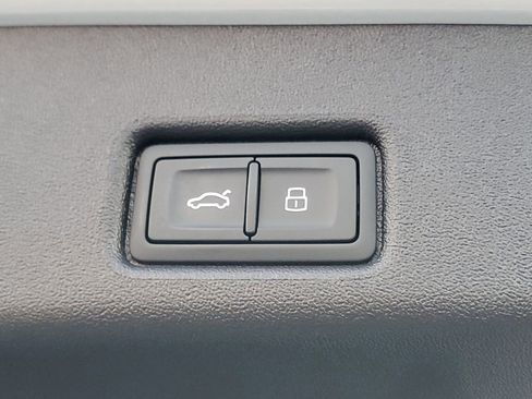 New 2025 Audi SQ5 Premium Plus image 8