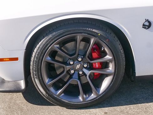 Used 2021 Dodge Challenger R/T Scat Pack w/ Plus Package image 5