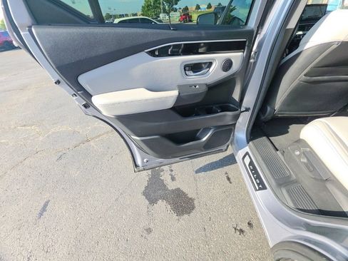 Certified 2024 Honda Pilot Touring image 26