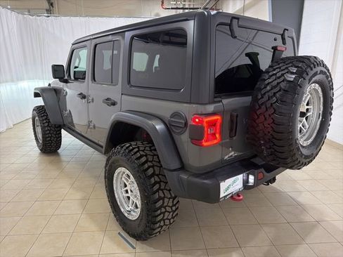 Used 2019 Jeep Wrangler Unlimited Rubicon AWD/4WD image 4