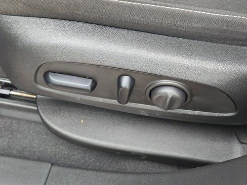 Used 2023 Chevrolet Blazer LT w/ Driver Confidence Package image 26