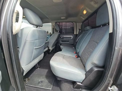 Used 2018 RAM 2500 Big Horn RWD image 8
